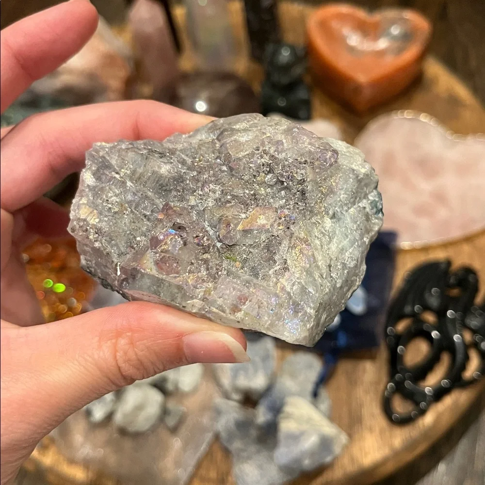 2/$20 Crystal Carvings, Hearts, and Towers Oh My! - Picture 7 of 16